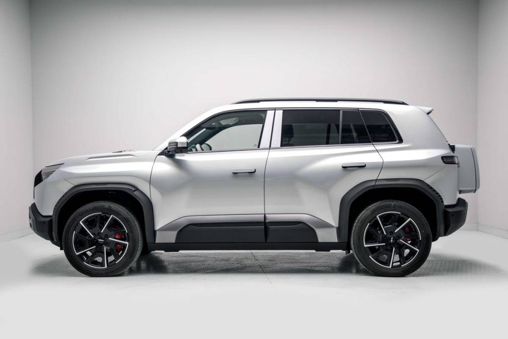 BYD Tai 3 lộ diện tại Việt Nam: SUV điện cỡ C sạc siêu nhanh