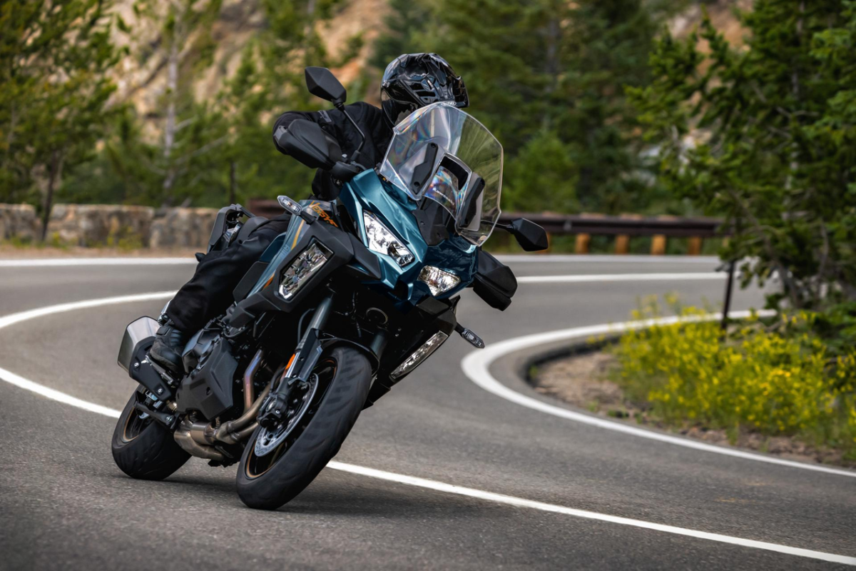 Đánh giá Kawasaki Versys 1100 2026: thêm sức mạnh để chinh phục đường dài