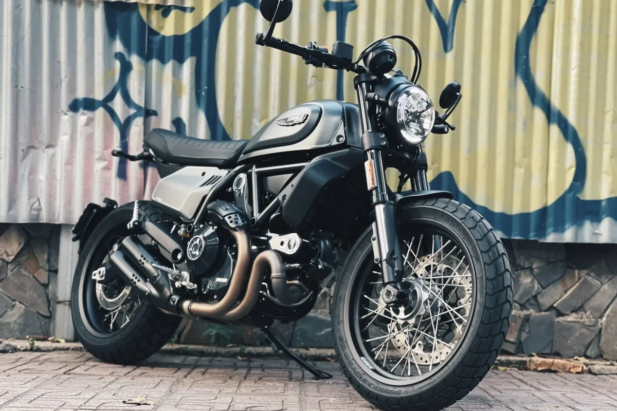 Đánh giá Ducati Scrambler 2023: bình mới rượu tinh chỉnh cho biker Việt
