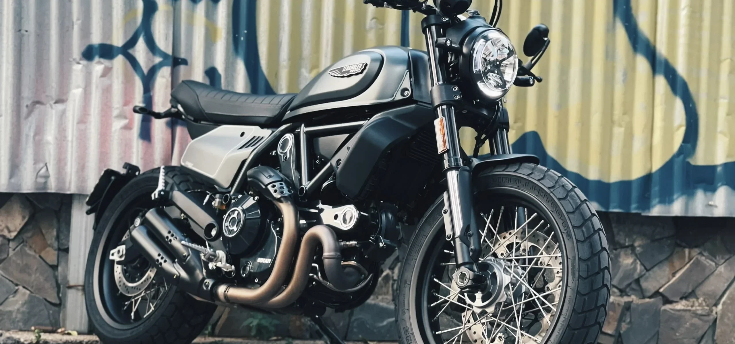 Đánh giá Ducati Scrambler 2023: bình mới rượu tinh chỉnh cho biker Việt