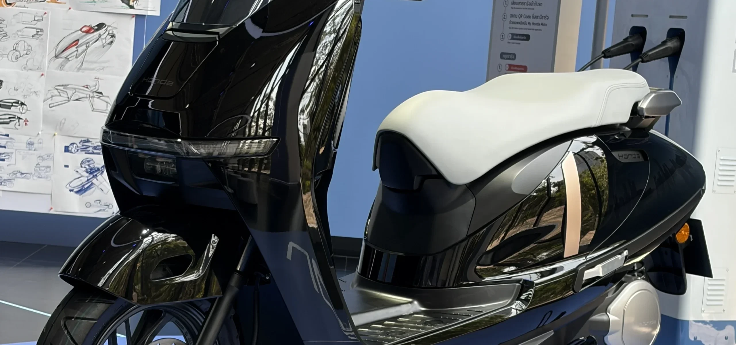Đánh giá Honda UC3 Đặc biệt 2026: mẫu xe điện phổ thông đủ sức thay thế xe máy xăng 160cc