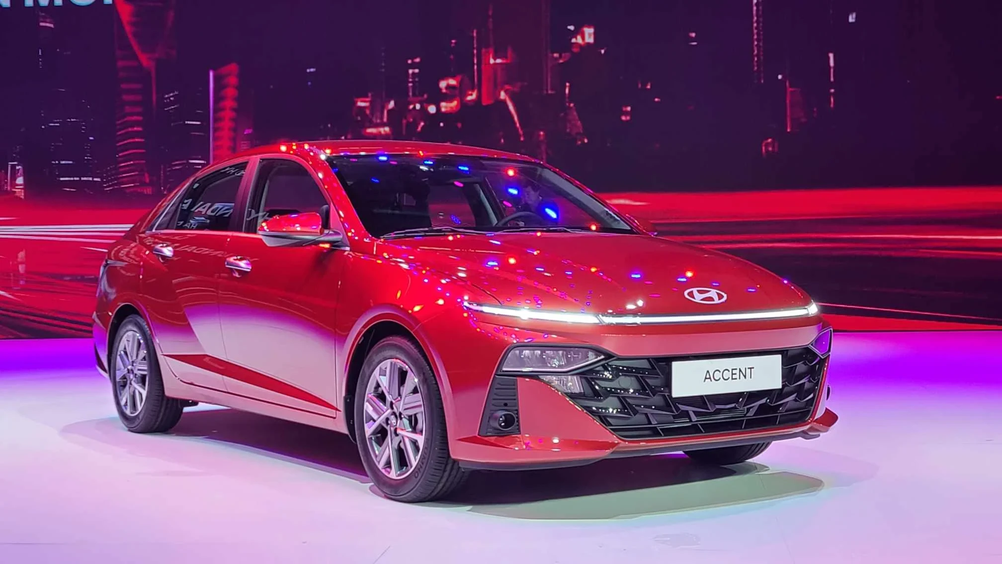Đánh giá Hyundai Accent 2024: thay đổi diện mạo, nâng tầm công nghệ để giữ vị thế