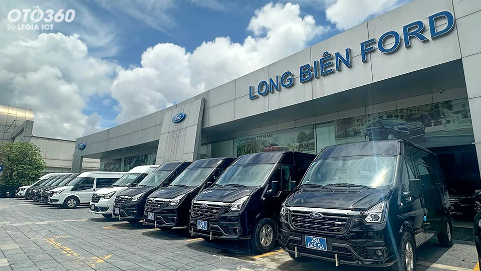 Long Biên Ford