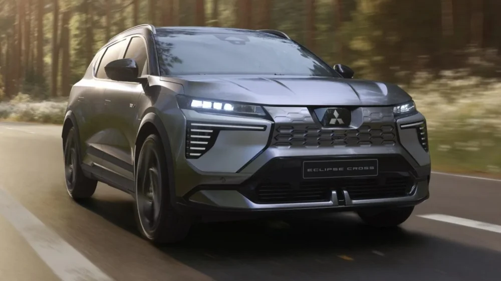 Mitsubishi Eclipse Cross EV: Thêm tùy chọn pin, giá rẻ hơn