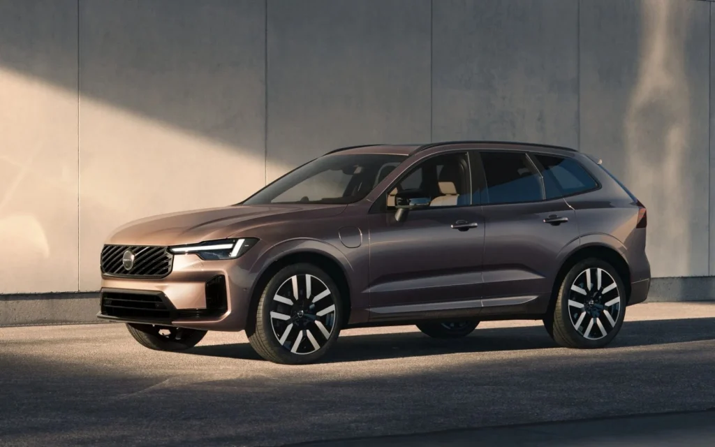 Bộ đôi SUV plug-in hybrid Volvo nâng cấp tầm hoạt động điện