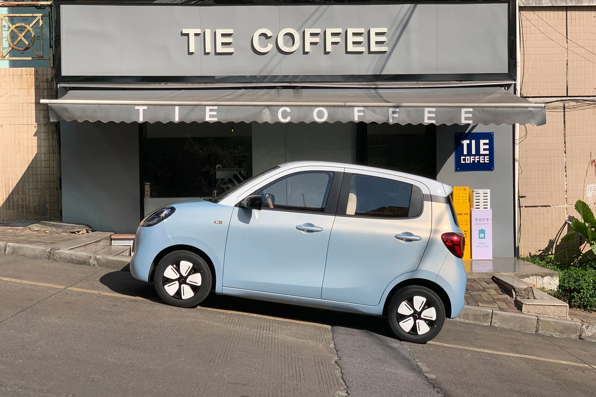 Đánh giá Wuling Macaron 2026: mở rộng tầm chạy nhưng giá