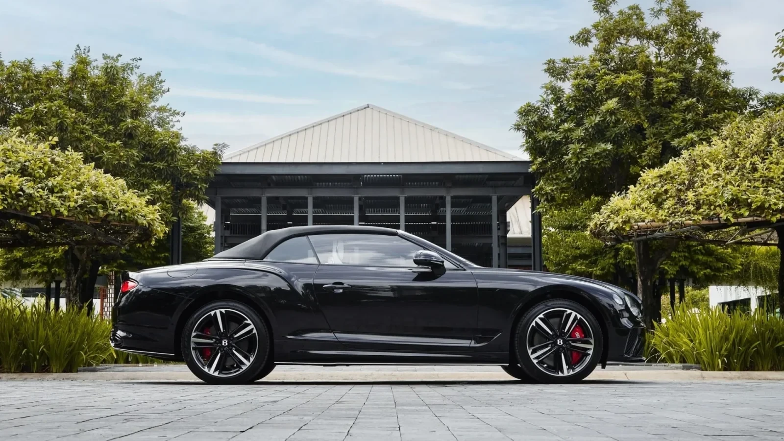 Bentley Continental GTC S Vietnam Skyline Edition