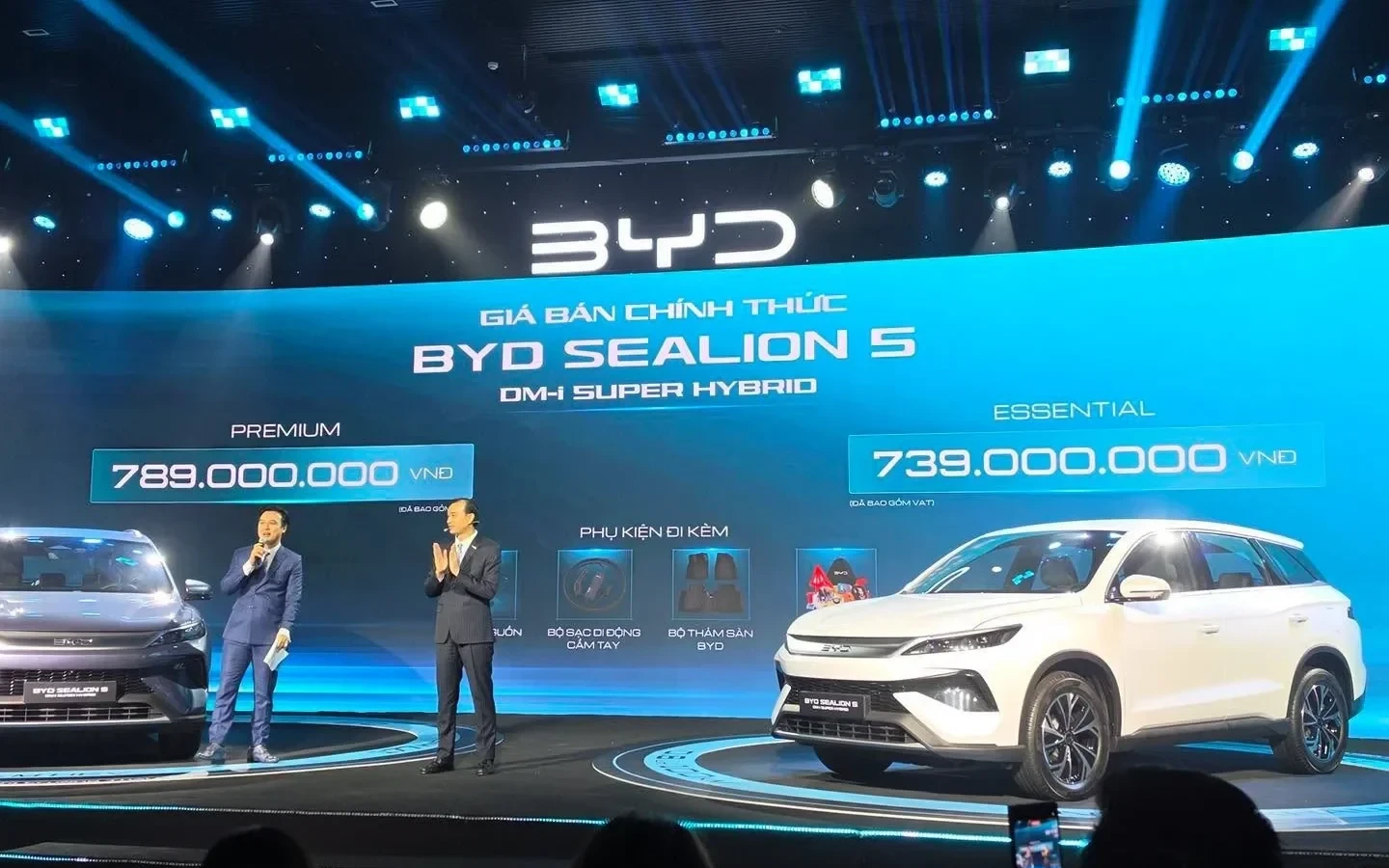 BYD Sealion 5 chốt giá từ 739 triệu đồng tại Việt Nam
