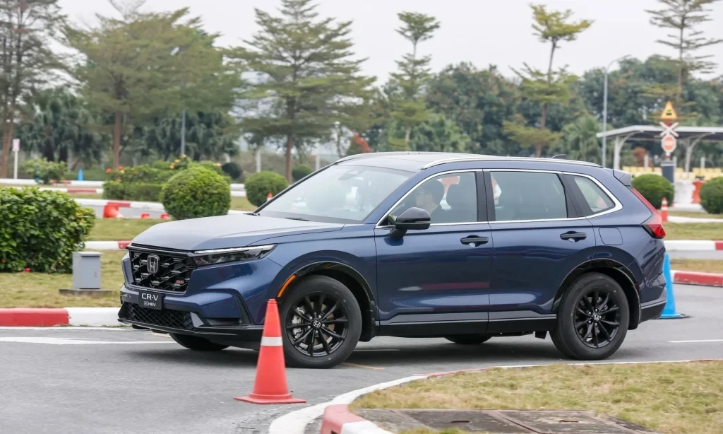 Doanh số xe hybrid tại Việt Nam tăng mạnh trong chín tháng đầu năm 2026