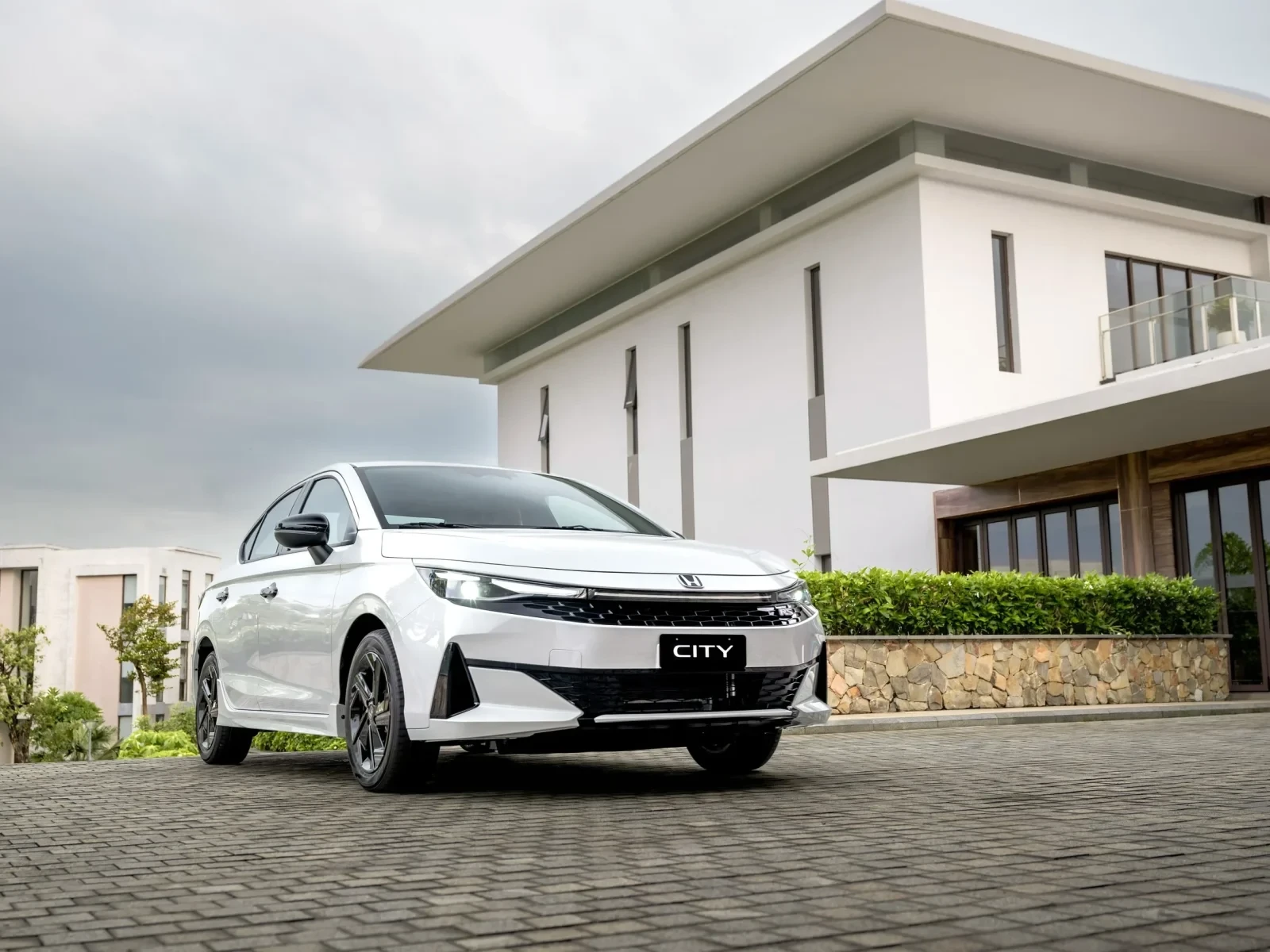 Honda City Hatchback 2026 ra mắt: Giá từ 608 triệu đồng