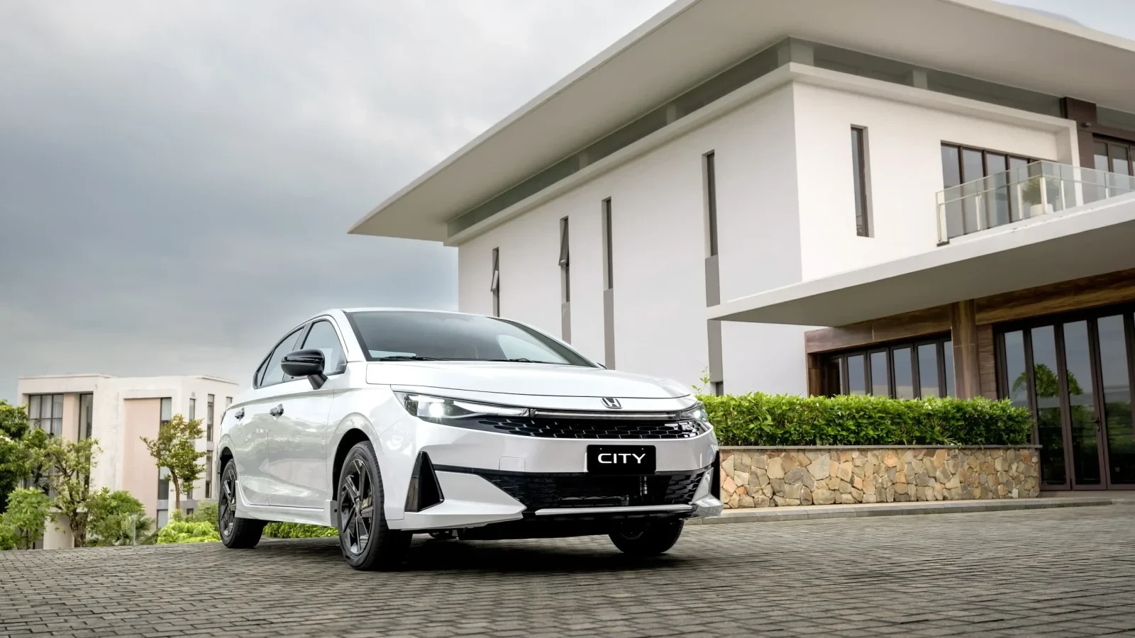 Honda City Hatchback 2026 ra mắt: Giá từ 608 triệu đồng