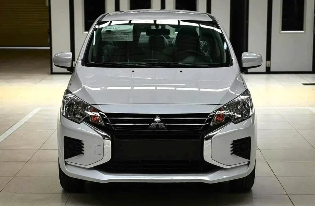 Mitsubishi Attrage giảm giá mạnh: Xả kho xe sản xuất năm trước