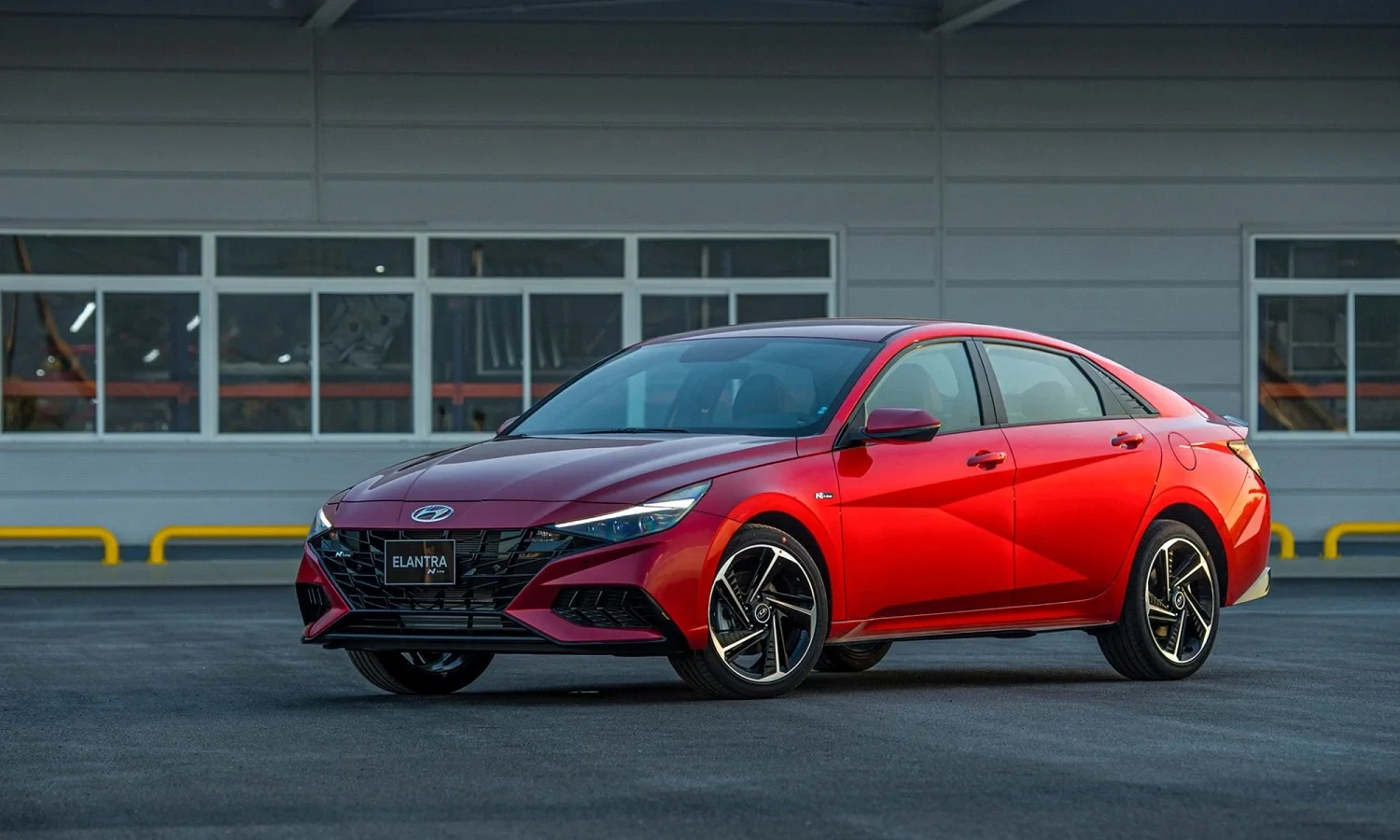 TOP 10 ô tô kén khách tháng 9/2026: Toyota áp đảo với 4 mẫu