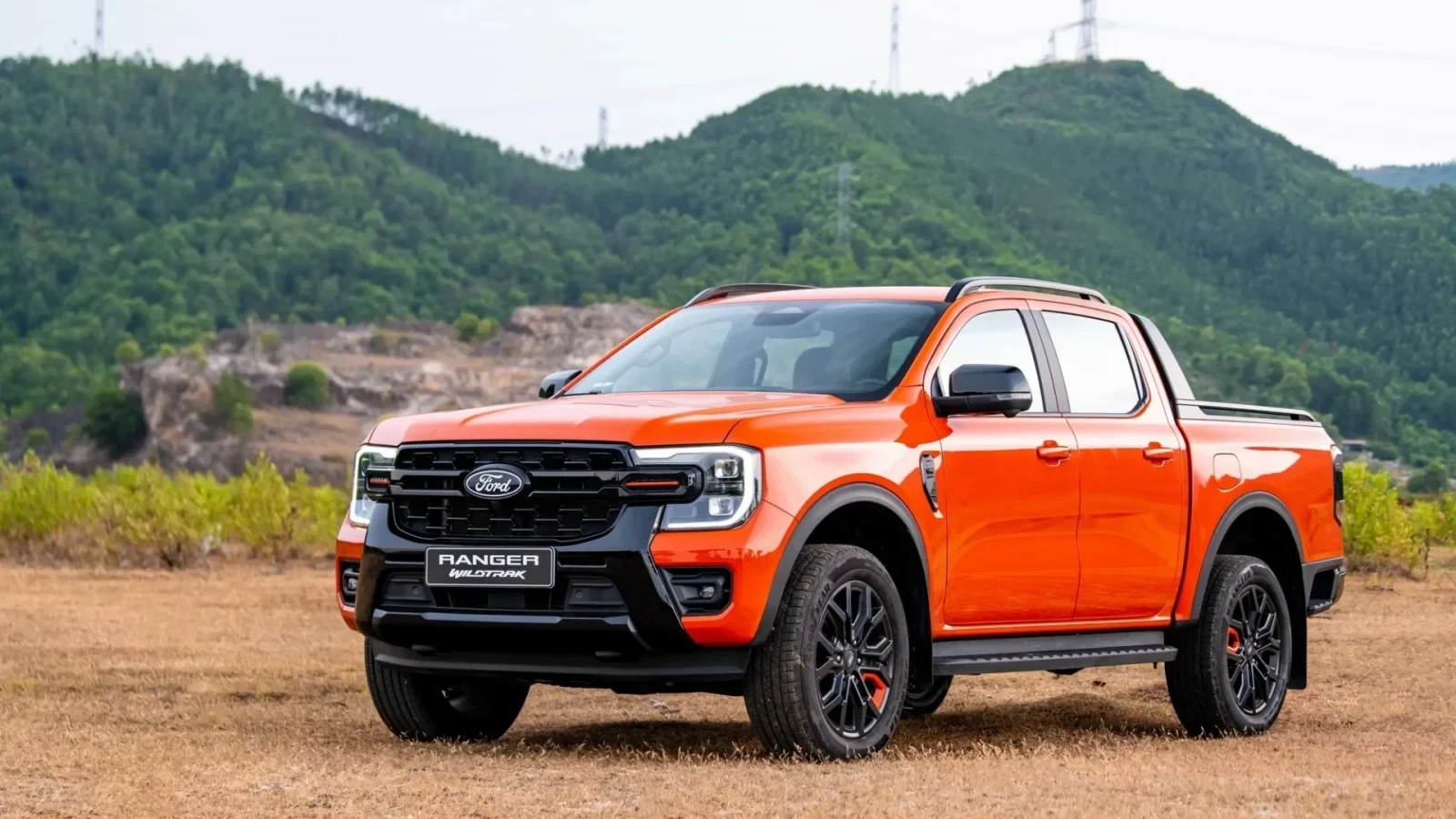 Triệu hồi Ford Ranger: 64 cụm túi khí rèm có nguy cơ lỗi