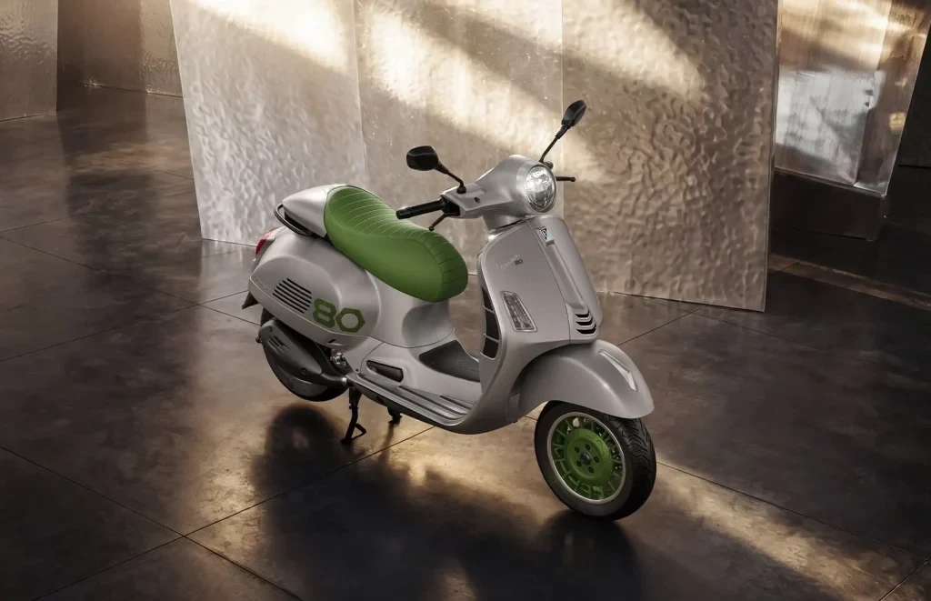 Vespa Edizione Ottantesimo: Xe ga giới hạn giá 372 triệu đồng